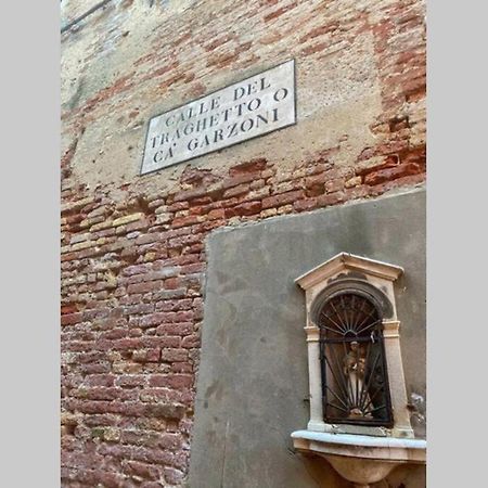 The Glamour Of San Marco Apartment Венеция Екстериор снимка